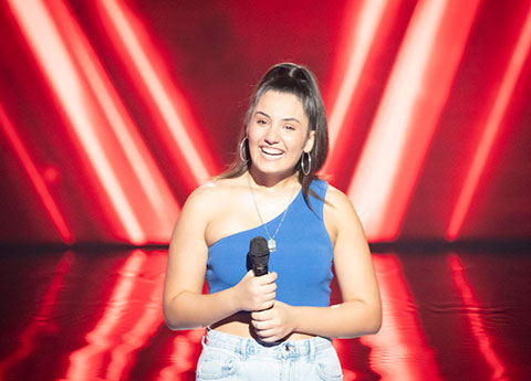 Stephanie Milostic The Voice Blind Audition Season 13 Episode 4