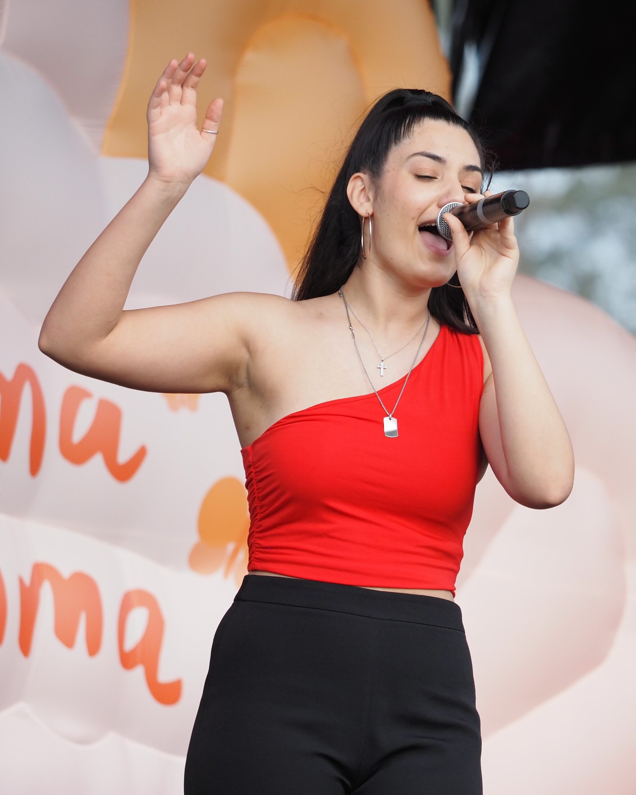 Stephanie Milostic singing at orange blossom festival 7th of September